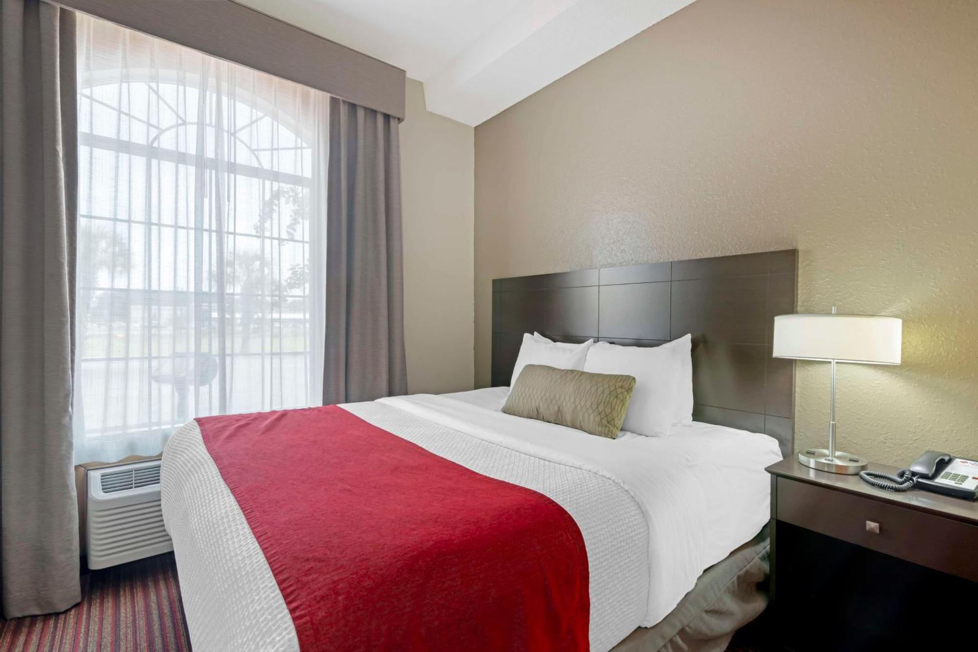 Best Western Plus Bradbury Inn And Suites Waycross Ngoại thất bức ảnh