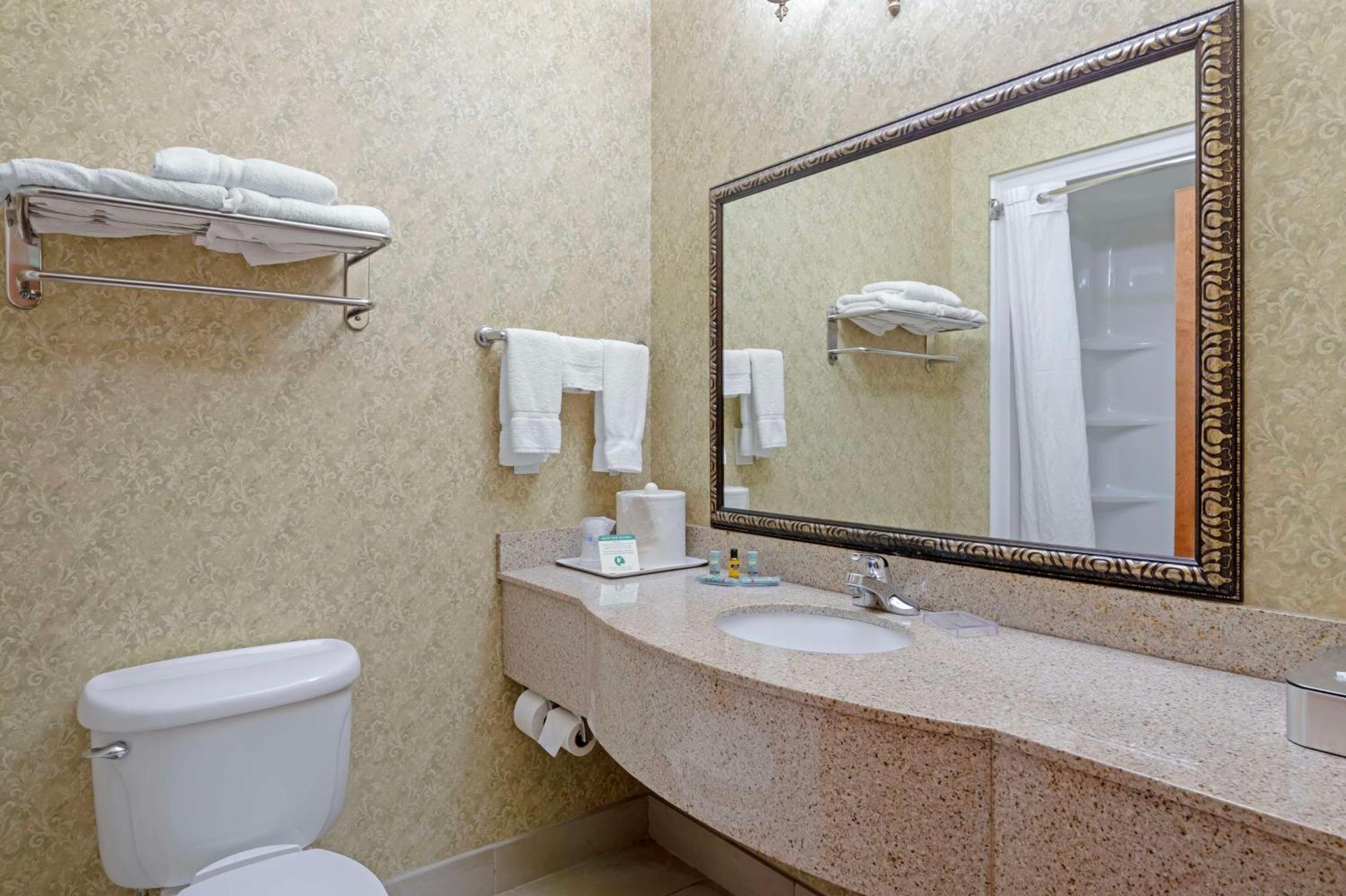 Best Western Plus Bradbury Inn And Suites Waycross Ngoại thất bức ảnh