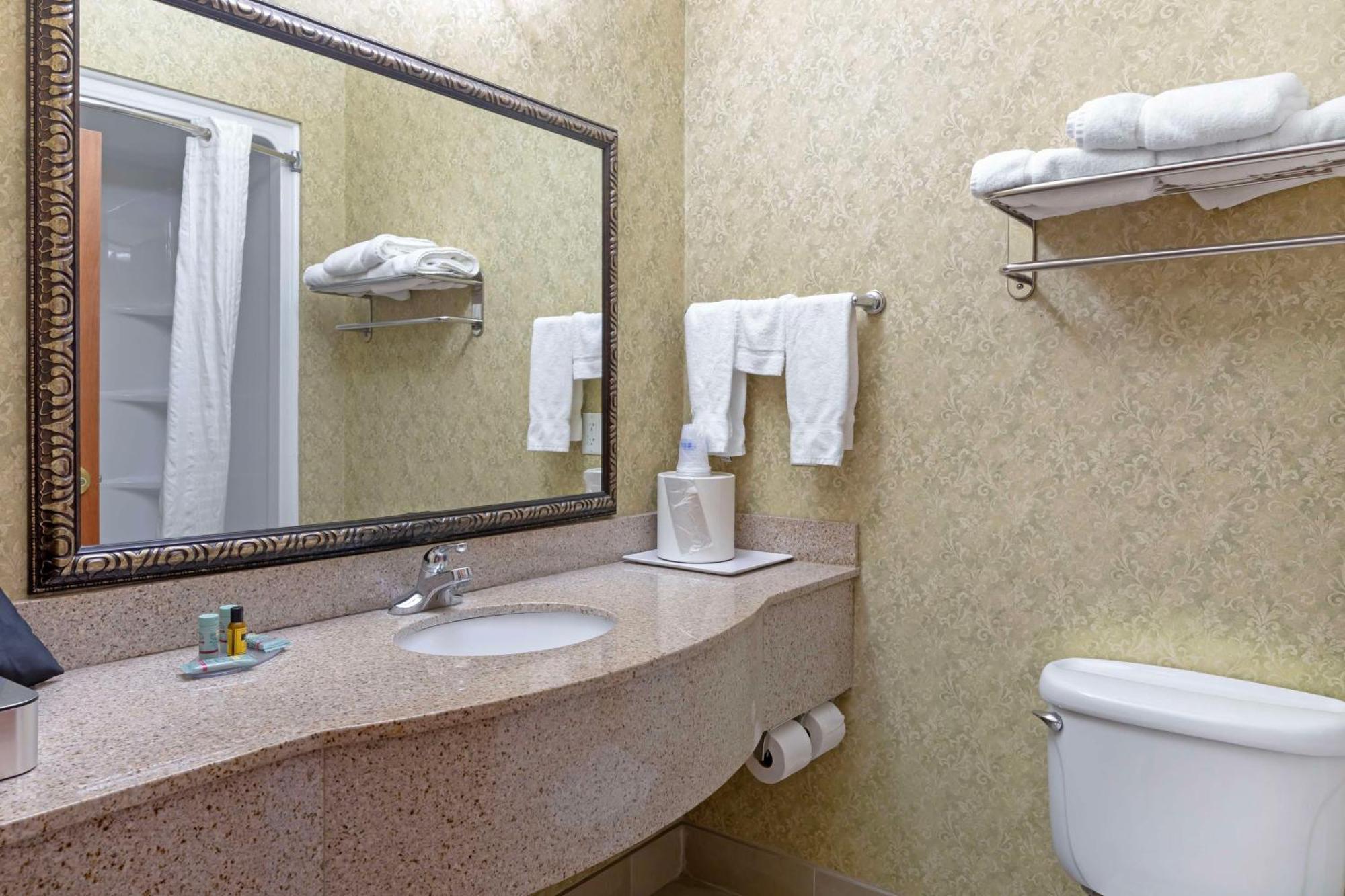 Best Western Plus Bradbury Inn And Suites Waycross Ngoại thất bức ảnh
